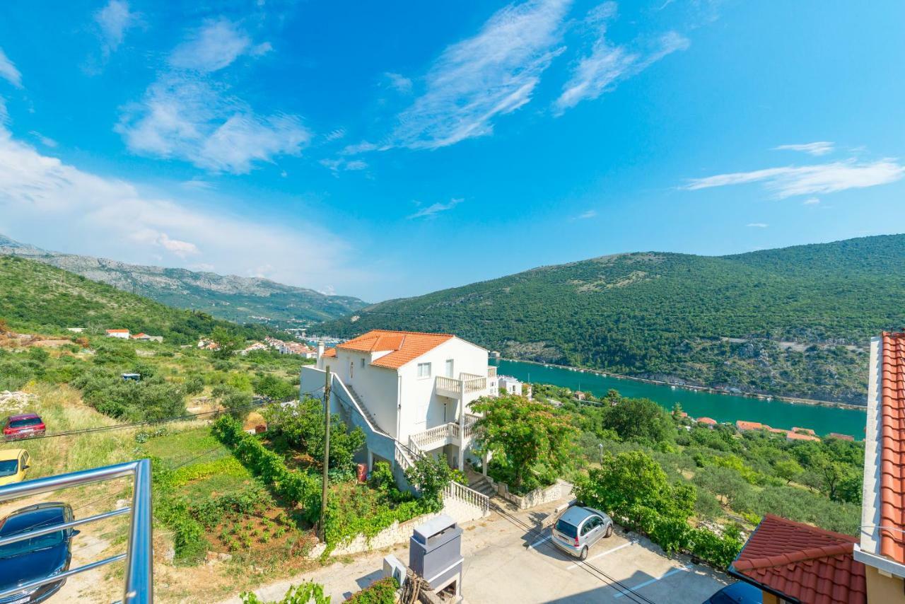 Guesthouse Pezo Mokosica Exterior photo